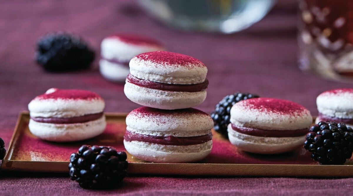 Macarons med björnbärsganache – steg för steg-guide