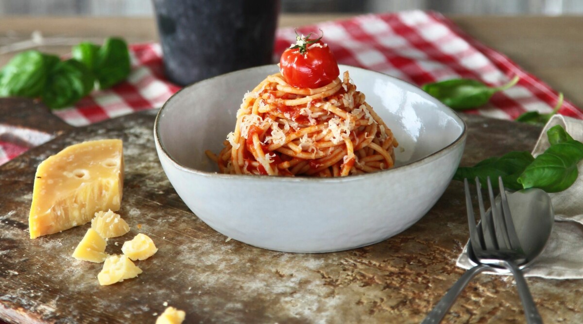 Pasta med rostad tomatsås – på Catarina Königs vis