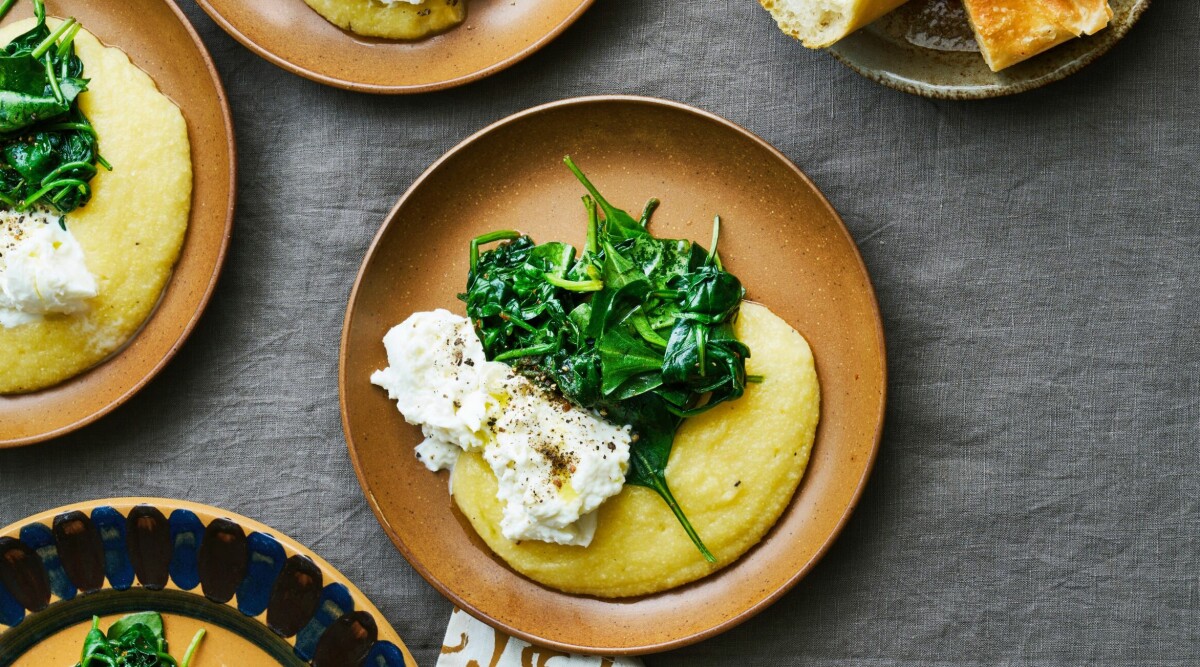 Polenta med spenat och mozzarella