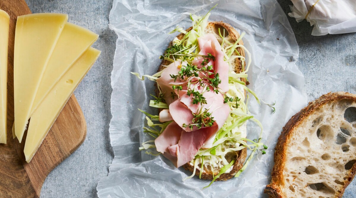 Skink- och ostsandwich de luxe