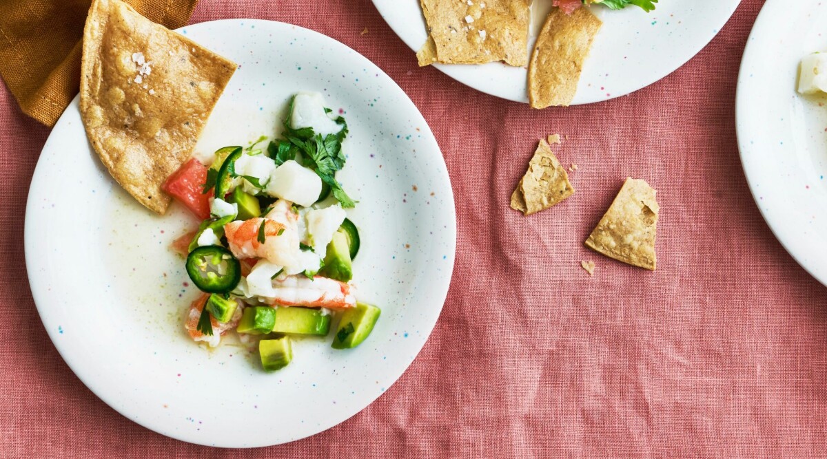 Tostadas med ceviche