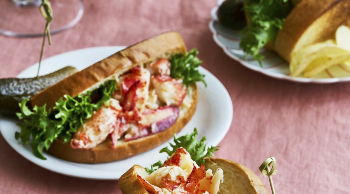 Lobster rolls i smöriga briochebröd