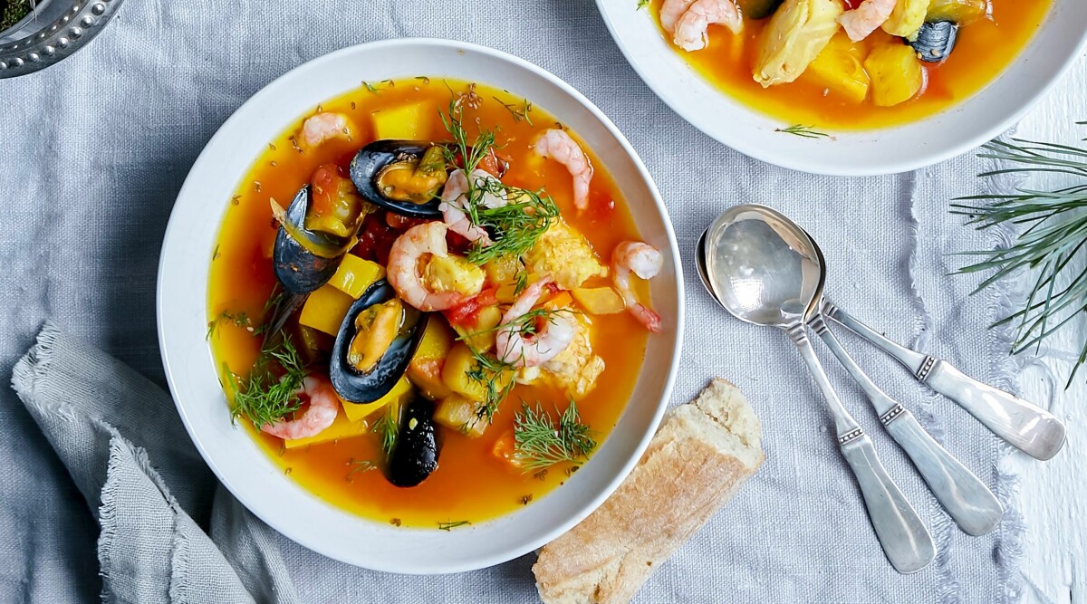 Fisk- och skaldjurssoppa med saffran