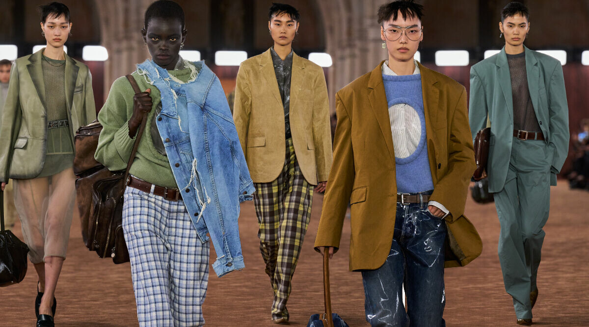 Så blir vårmodet hos Acne Studios – se visningen från Paris