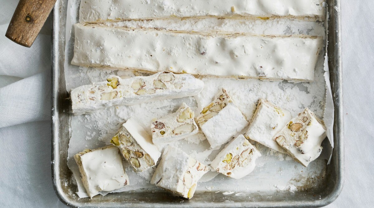 Fransk nougat med mandel och pistaschnötter
