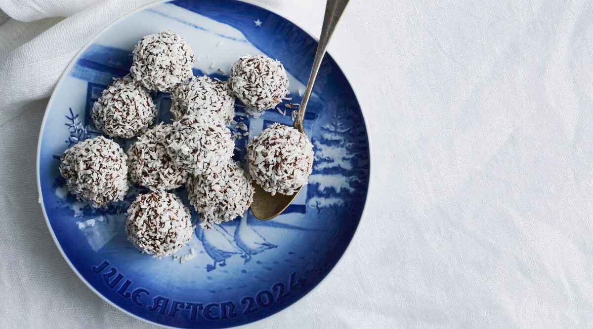 Chokladtäckta chokladbollar med apelsin