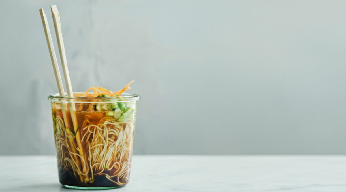 Så gör du egna cup noodles