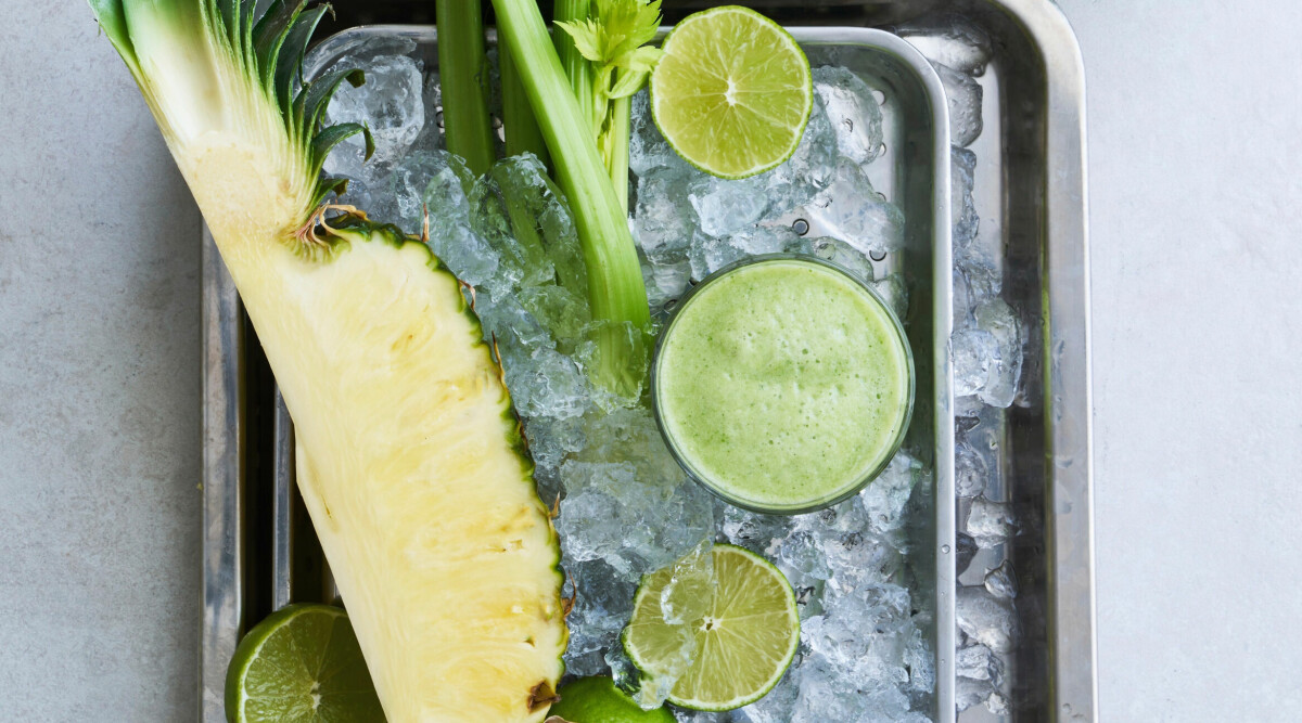 Ananassmoothie med stjälkselleri