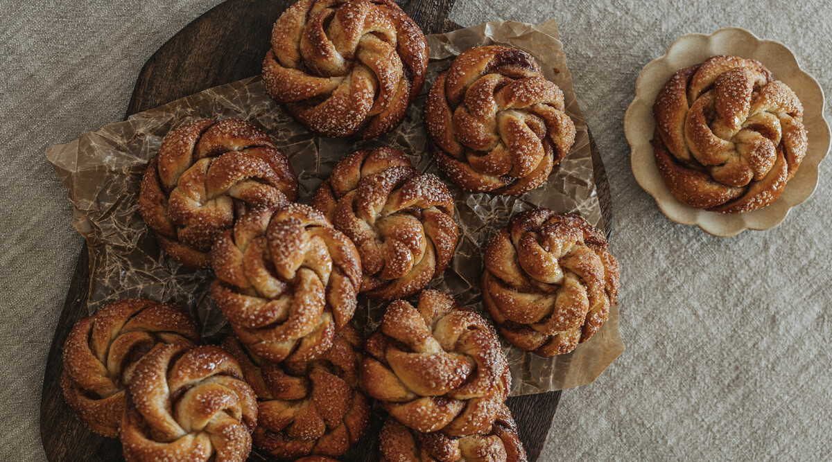 Fira kanelbullens dag med whiskeybullar – så gör du