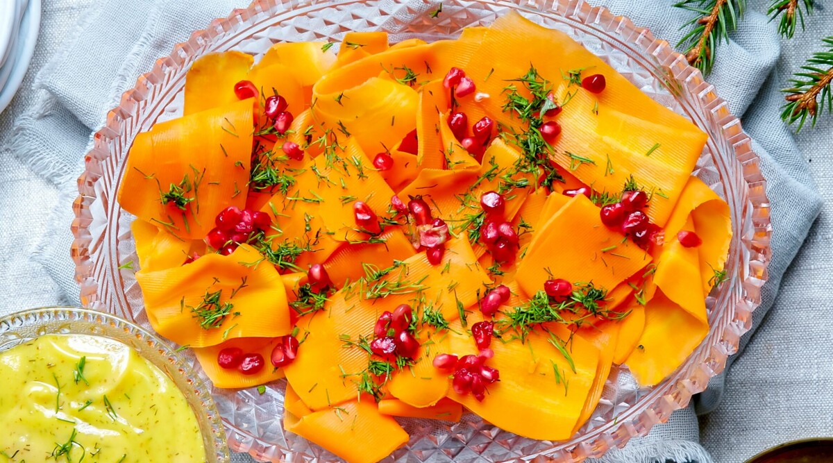 Gravad morot med hovmästarsås