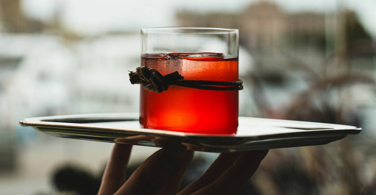 Cocktails med klass – Grand Hôtels nya drinkmeny smakar av Sverige