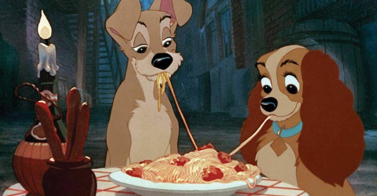 Lady och Lufsen äter spaghetti