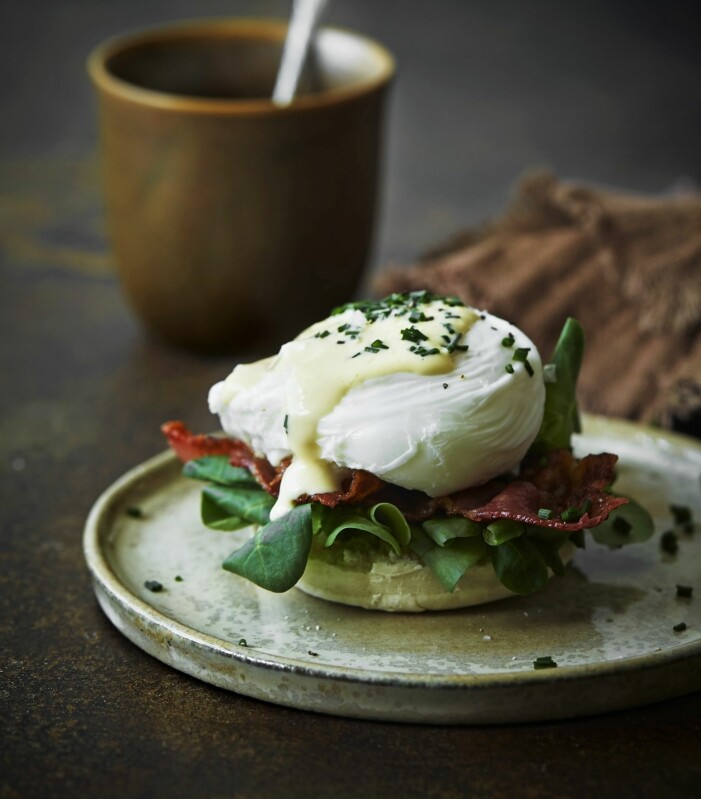 ägg benedict med hollandaisesås