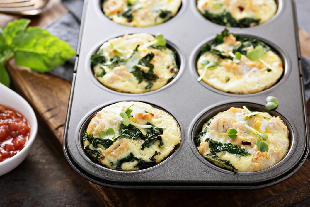 Proteinrika äggmuffins i muffinsplåt. Foto: Shutterstock Proteinrika äggmuffins i muffinsplåt.