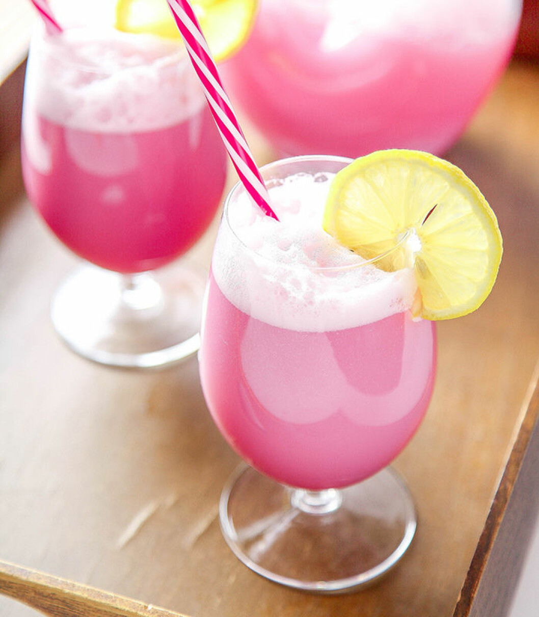 Raspberry Sherbet Punch. Foto: <a href="http://www.bakingbeauty.net/raspberry-sherbet-punch-recipe/" target="_blank" rel="noopener">Baking Beauty</a> Raspberry Sherbet Punch.