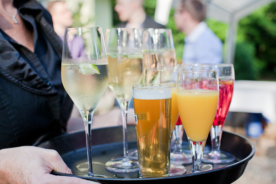 Alkohol innehåller många kalorier. 