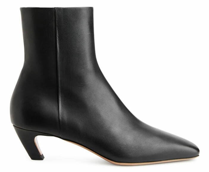 Ankelboots med liten klack från Arket