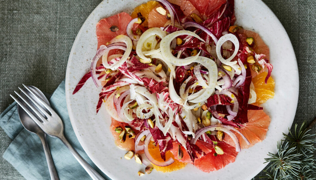Recept på apelsinsallad med fänkål och pistasch
