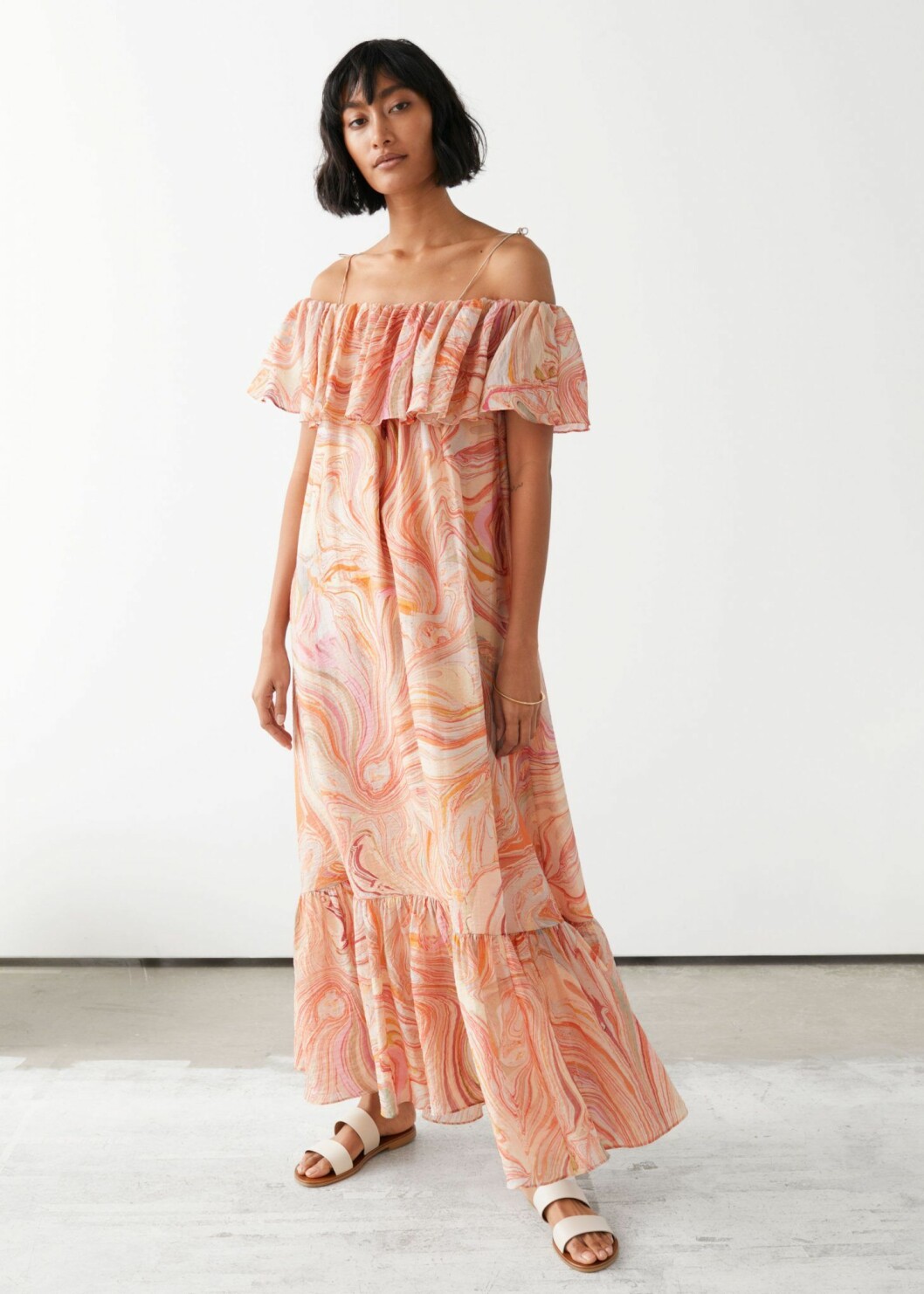 Off shoulder klänning & other stories