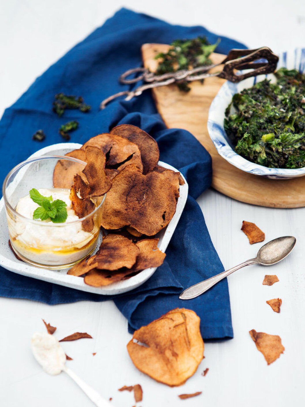 Äppelchips med kaneldipp.