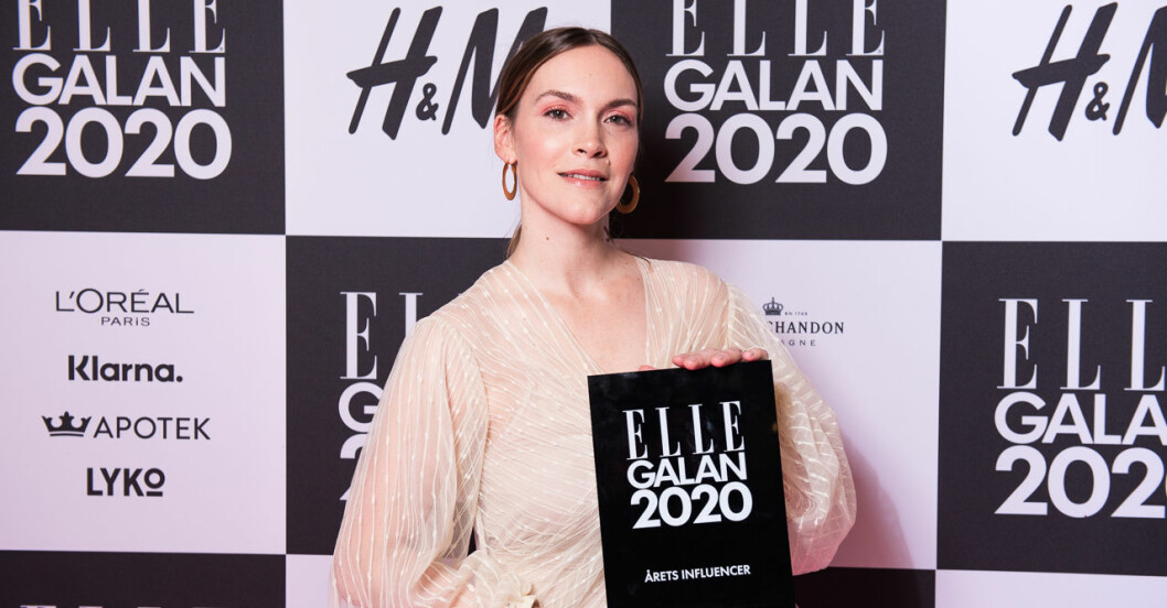 Årets influencer Brita Zackari Wahlström och Parisa Amiri på ELLE-galan 2020