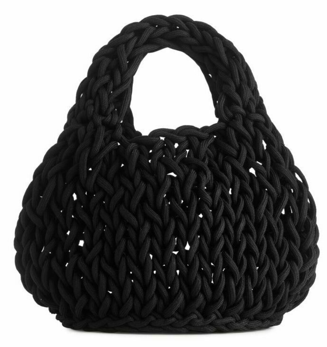 stickad miniväska från arket