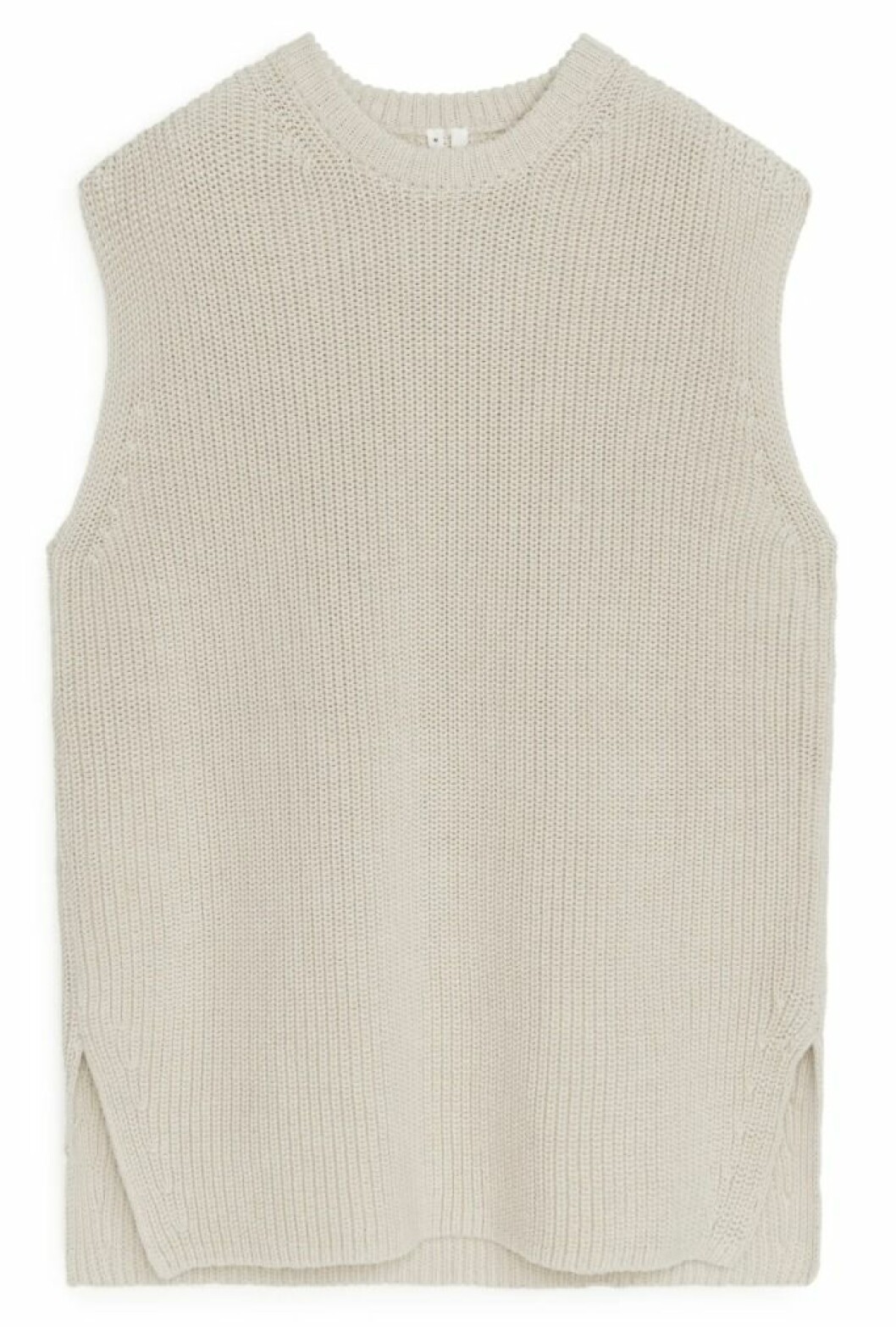 beige stickad väst från arket.