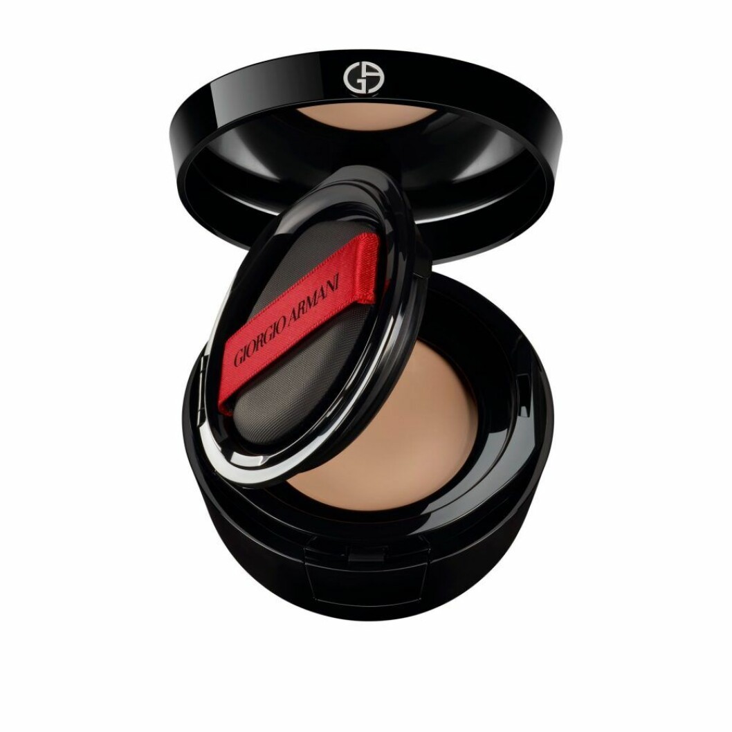 Power fabric foundation från Armani Beauty