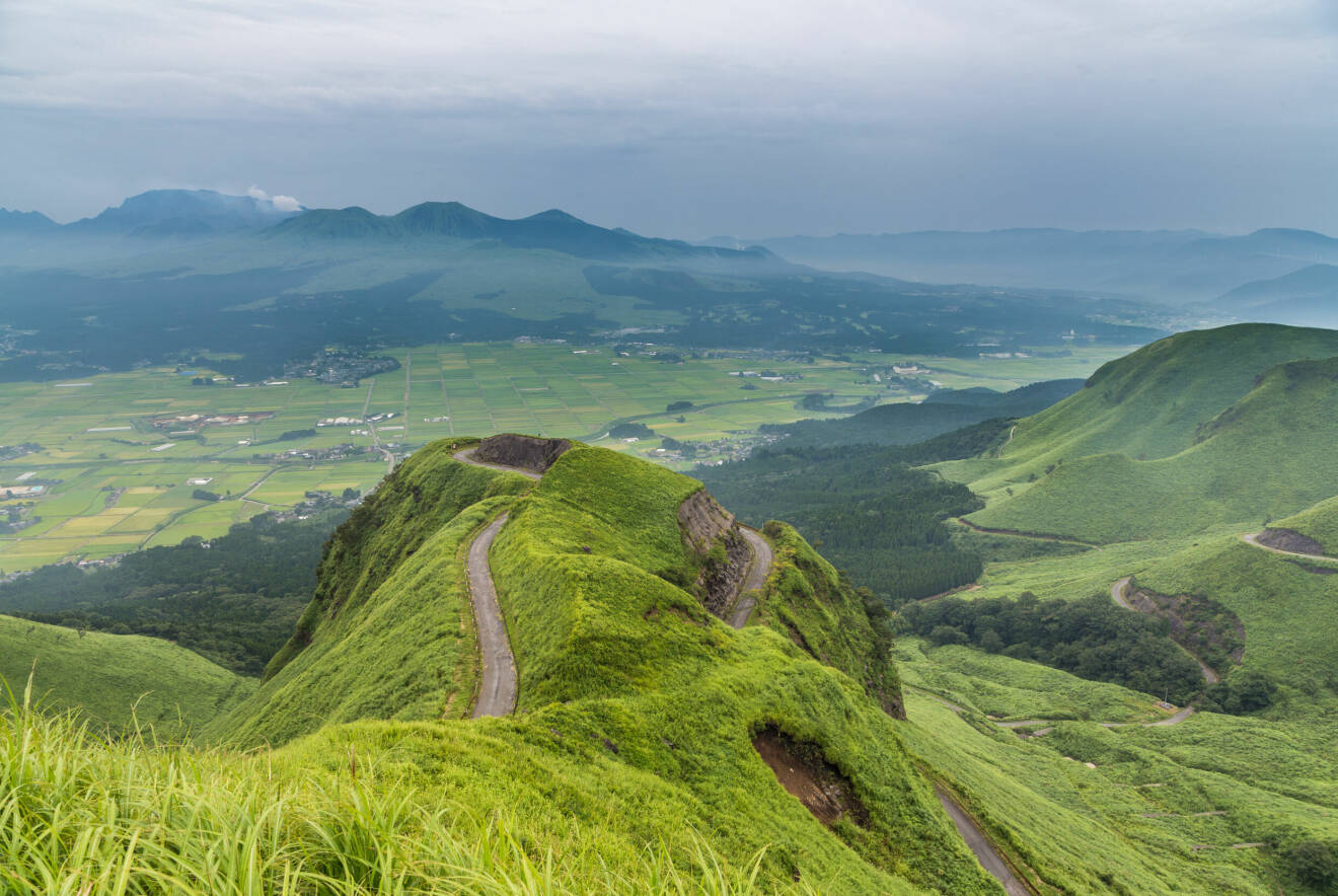 Aso, Japan, ett vulkanområde med vacker natur