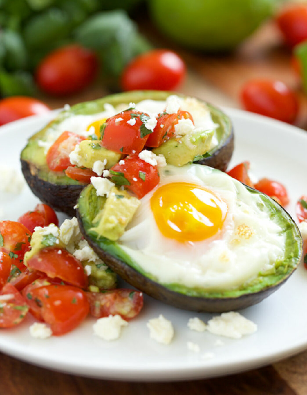 Foto & recept via: Getinspiredeveryday.com Äggfylld bagel med avokado