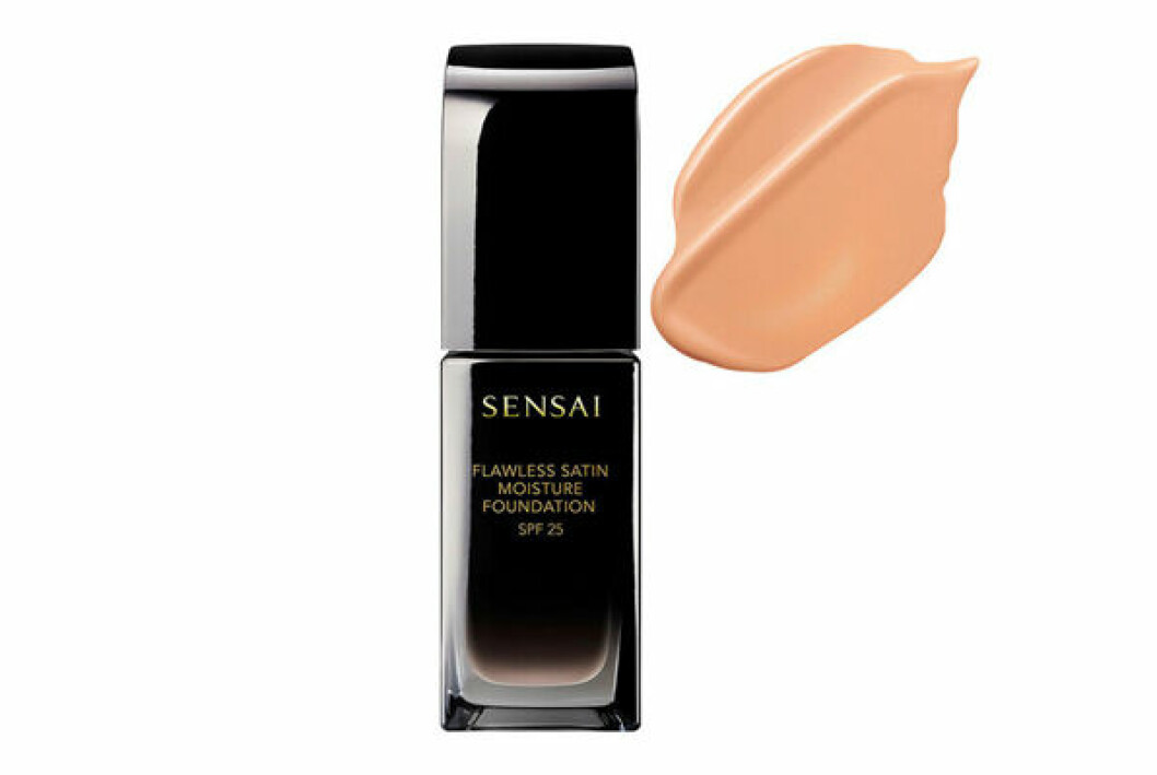 bästa foundation nyhet sensai flawless satin moisture foundation
