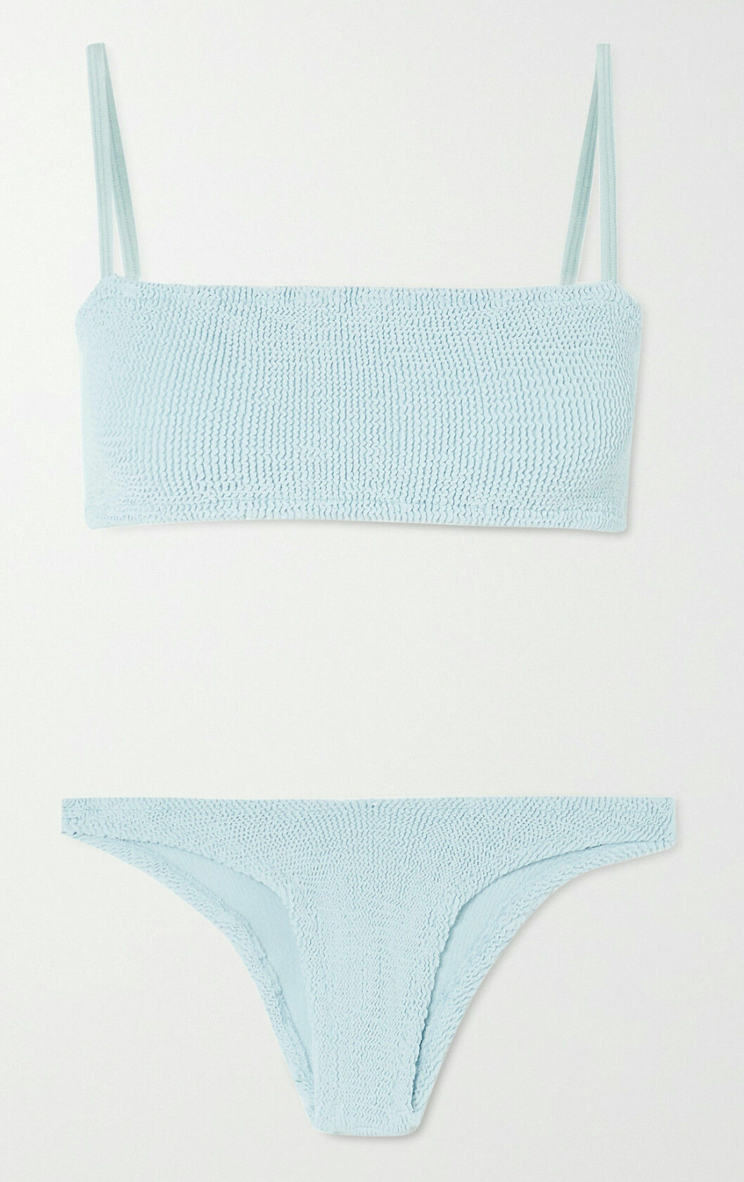 Babyblå bikini från Hunza G som gör ikoniska badkläder i one-size