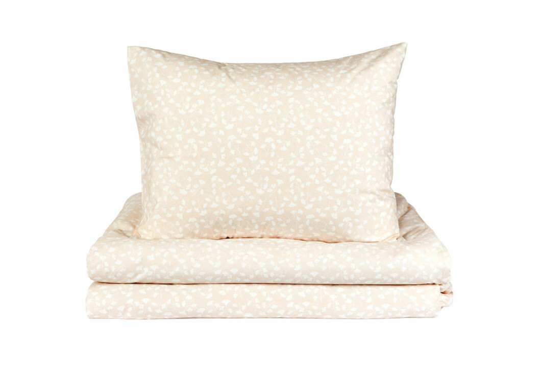 Mönstrat bäddset i beige 