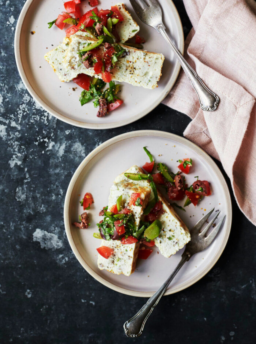 Bakad ricotta med olivsalsa. Bakad ricotta med olivsalsa