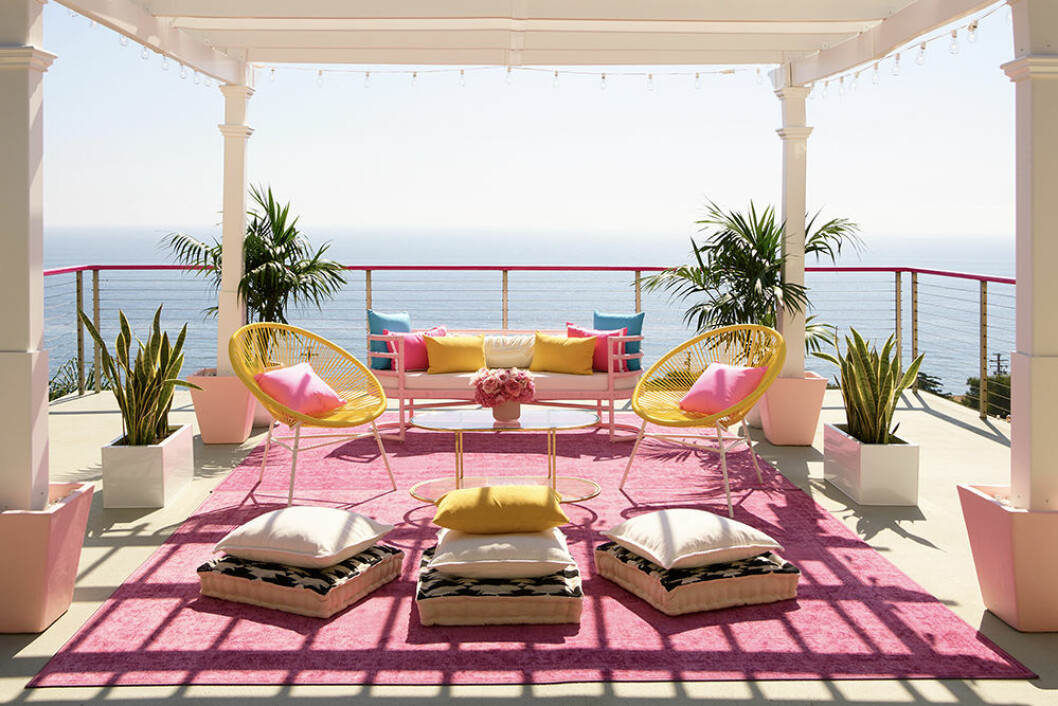 Meditationsterrass hos Barbie i Malibu