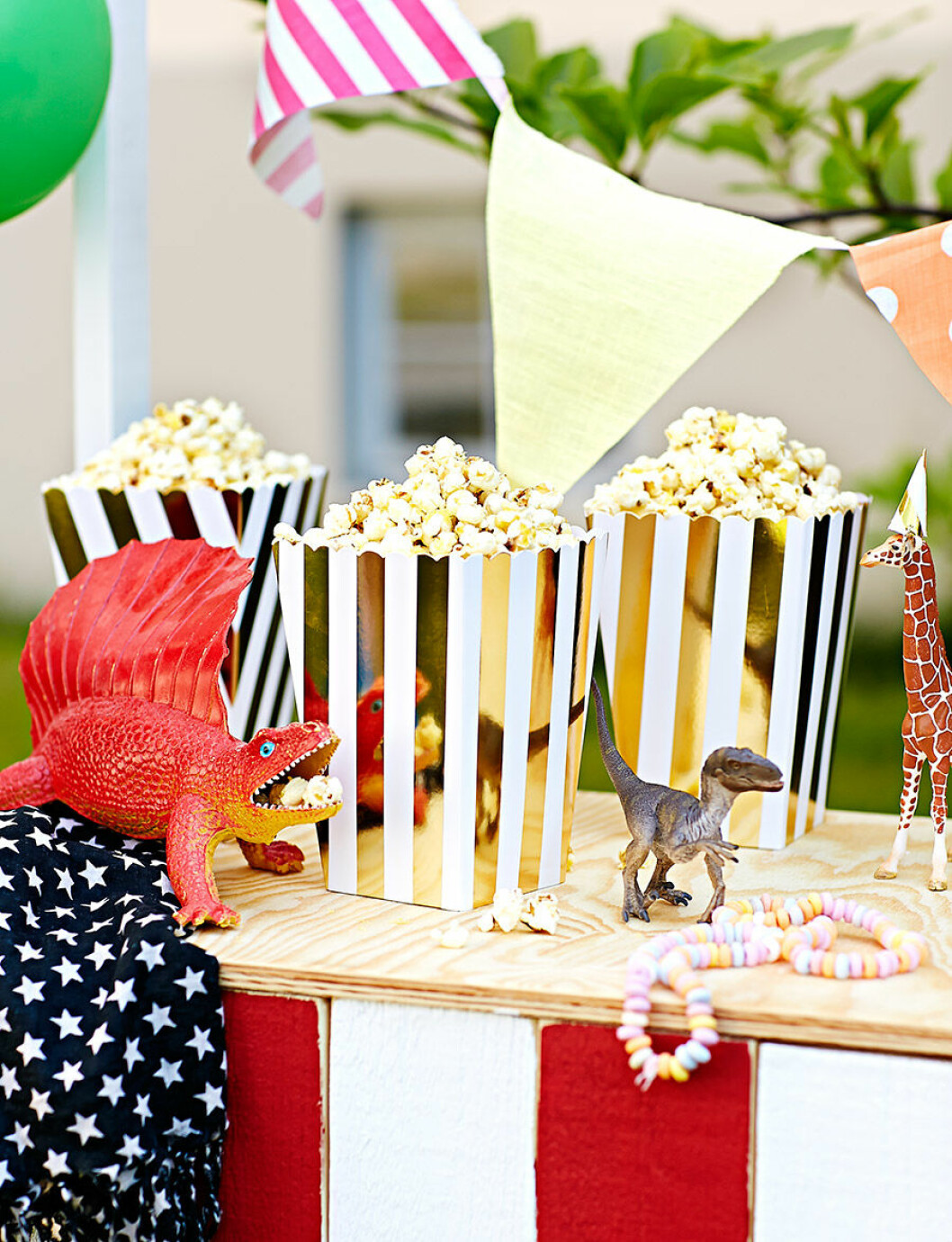 Smaksatta popcorn med citron. Smaksatta popcorn med citron.