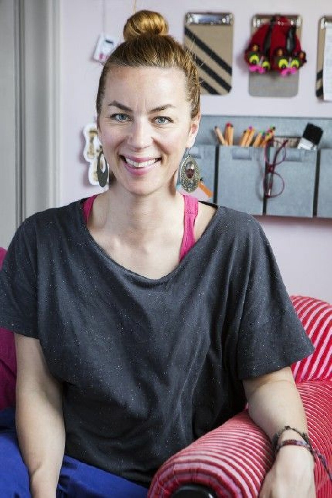 Vår kreativa bloggare <strong><a href="https://isabelle.elledecoration.se/" target="_blank">Isabelle McAllister</a> </strong>är lite av en expert på barnrum. Nu tolkar hon <strong>Granits</strong> höstkollektion och resultatet är en färgstark inspirationsbomb full med smarta idéer till barnrummet! barnrum isabelle mcallister tolkar granit