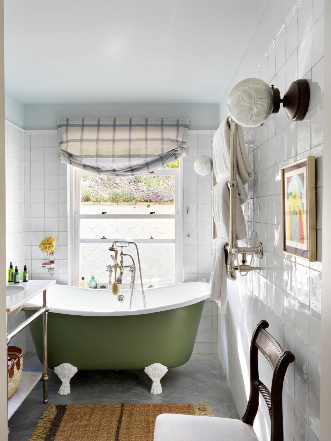 Hemma hos Beata Heuman som vann Årets Inredare på ELLE Deco Design Awards 2021 badrum