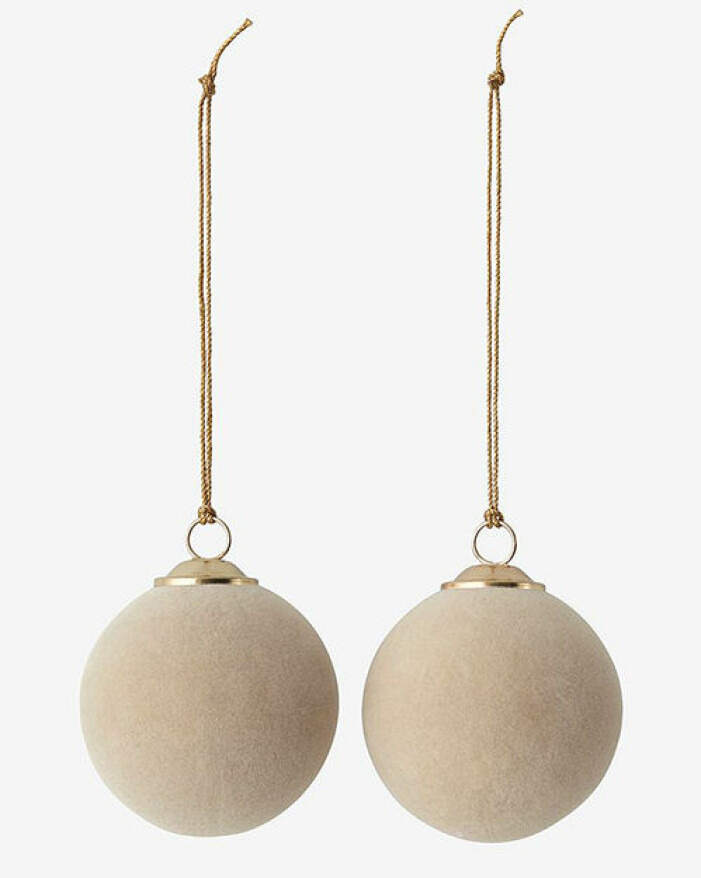 Beige julgranskulor i sammet, Ellos Home