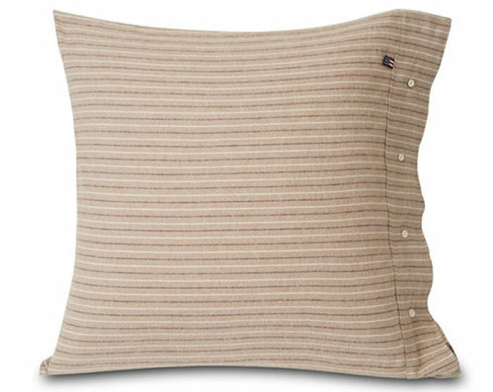 beige örngott i flanell från lexington