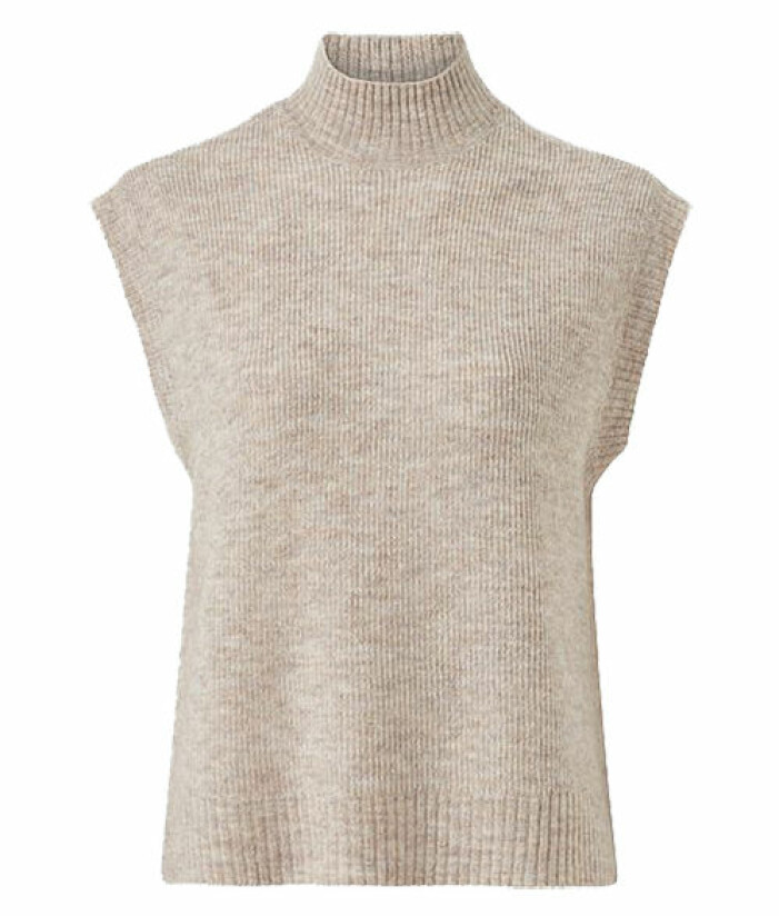 beige stickad väst med krage