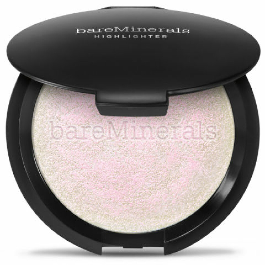 Endless glow highlighter i nyansen Whimsy från bareMinerals ger magisk sommarlyster.