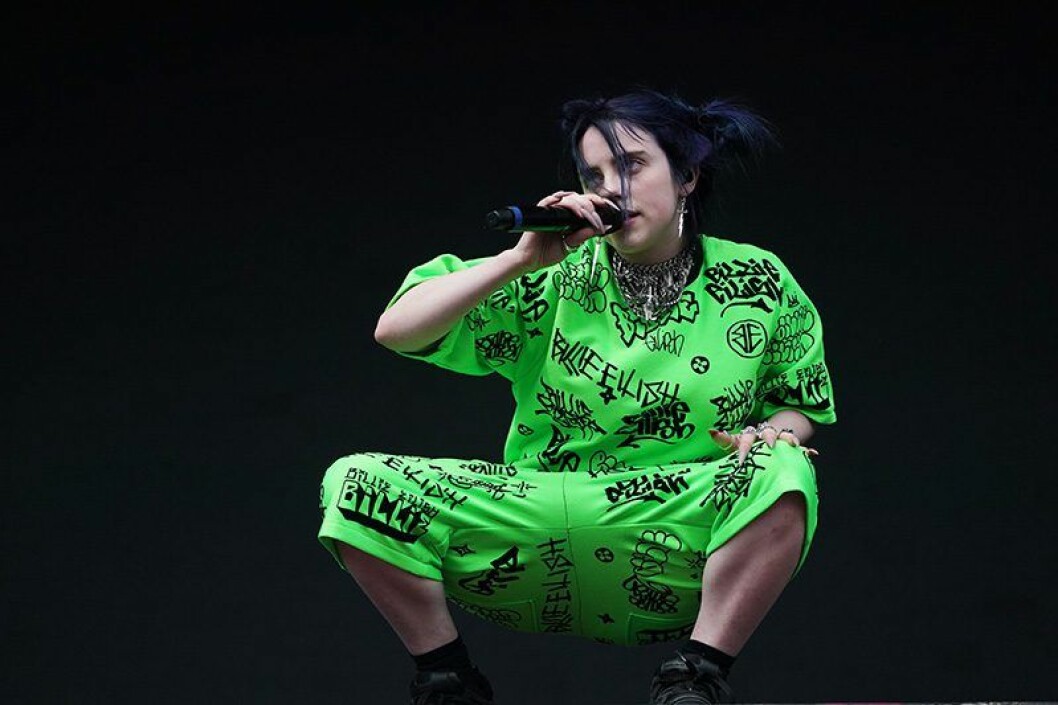 En bild på den amerikanska sångerskan Billie Eilish. 