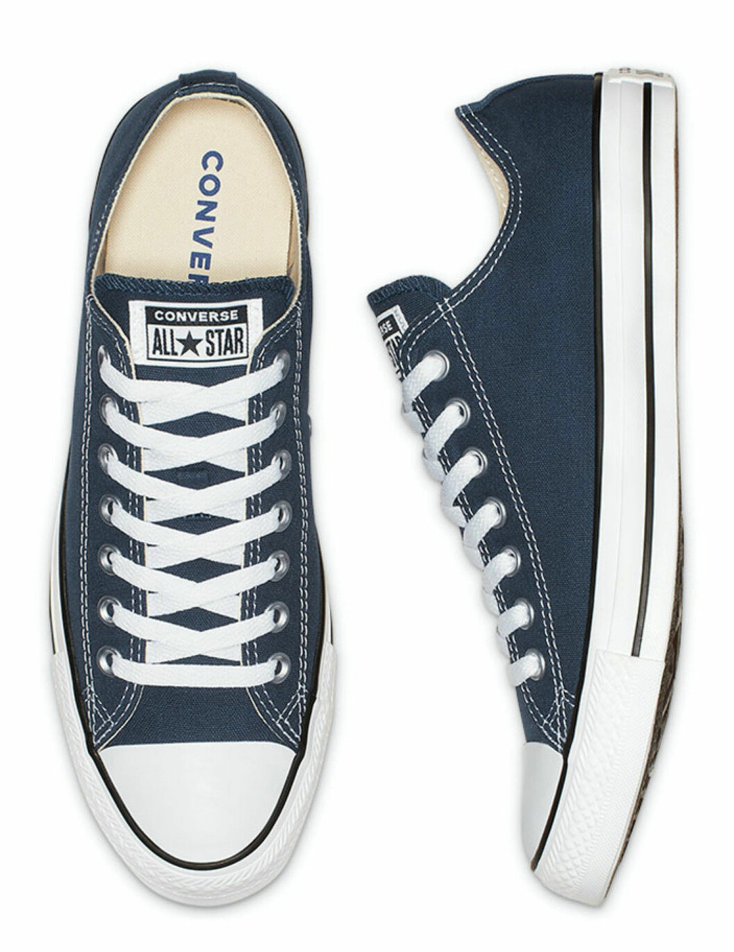 Låga sneakers i mörkblå från Converse.