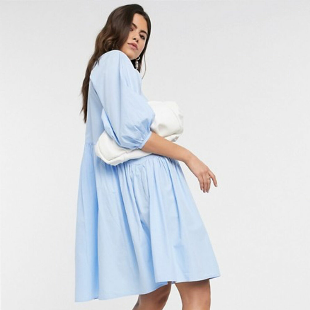 Blå pösigt klänning från Vero Moda
