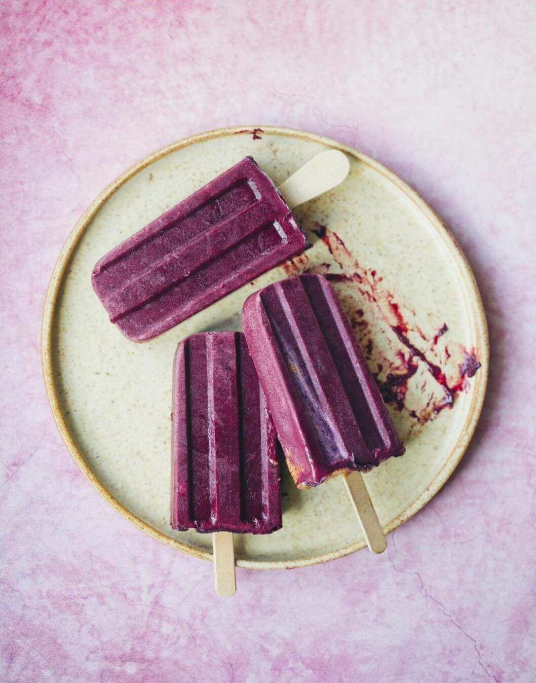 Enkel blåbärs- och avokadoglass. Recept på enkel blåbärs- och avokadoglass