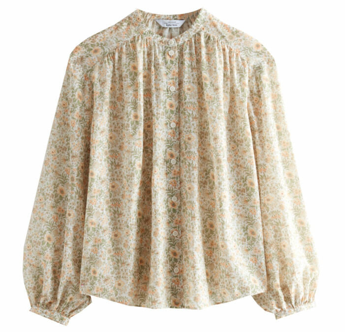 blommig blus