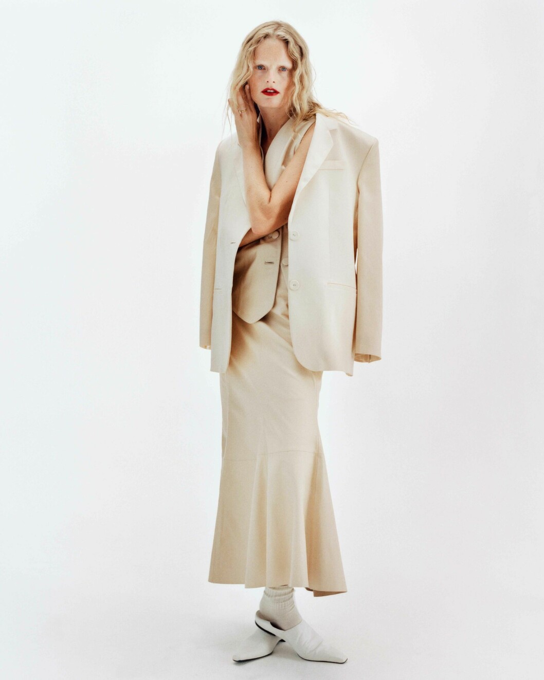 Kjol och kavaj från By Malene Birger x Net-a-Porter kapselkollektion.