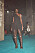 Bruna stövlar och svart klänning från Bottega Veneta kollektion FW22
