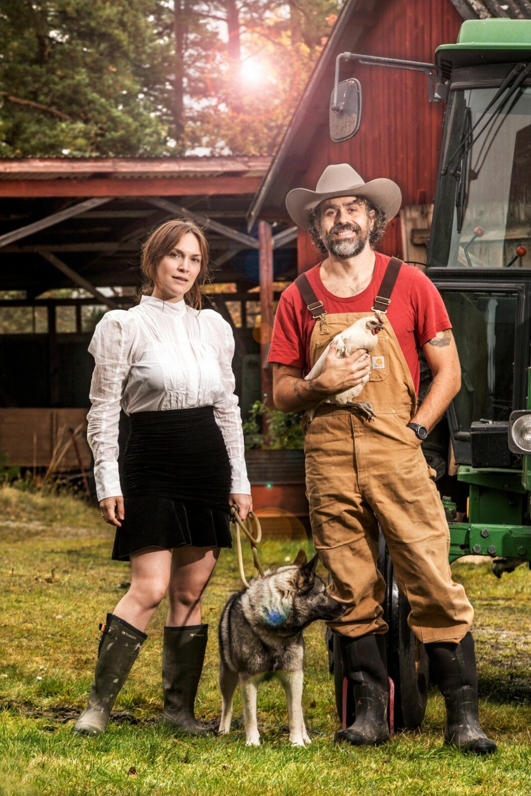 <em>Hjälp, vi har köpt en bondgård</em> hade premiär på SVT1 den 2 april. Hjälp, vi har köpt en bondgård med Brita Zackari och Kalle Zackari Wahlström